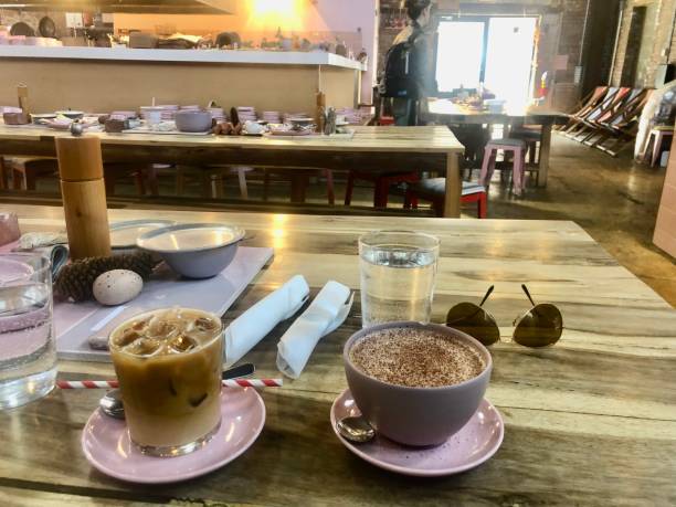 Latte & hot chocolate duo