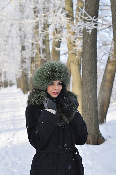 istock Young woman in winter clothes 139597104