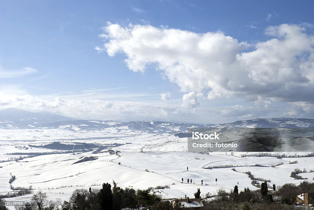 Val d'Orcia paisaje de invierno - Foto de stock de Agricultura libre de derechos