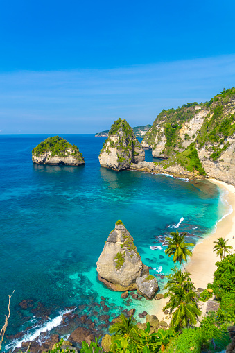 Diamond Beach – Most Beautiful Beach on Nusa Penida in Bali. Indonesia.