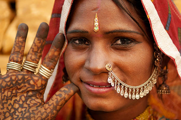 istock Indian woman 139605362