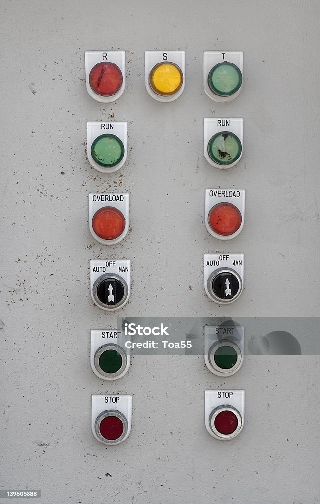 Boîte de contrôle électrique - Photo de Acier libre de droits