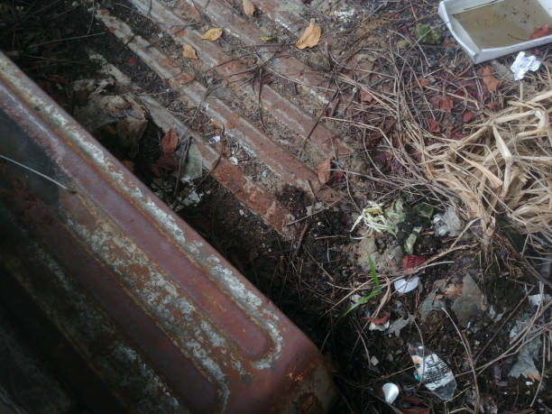 istock Rubbish on truck 1396262663