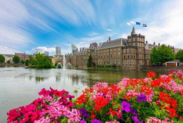 istock Binnenhof (Dutch parliament) in Hague, Netherlands 1396268347