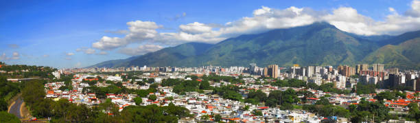 Panoramic view of the city of caracas from La California with the hill the Ávila in the background, Venezuela Panoramic view of the city of caracas from La California with the hill the Ávila in the background, Venezuela caracas stock pictures, royalty-free photos & images