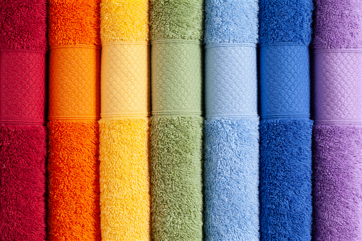 Towels in seven colors.