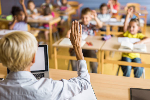 istock Everyone who knows the answer raise your hand! 1396439849