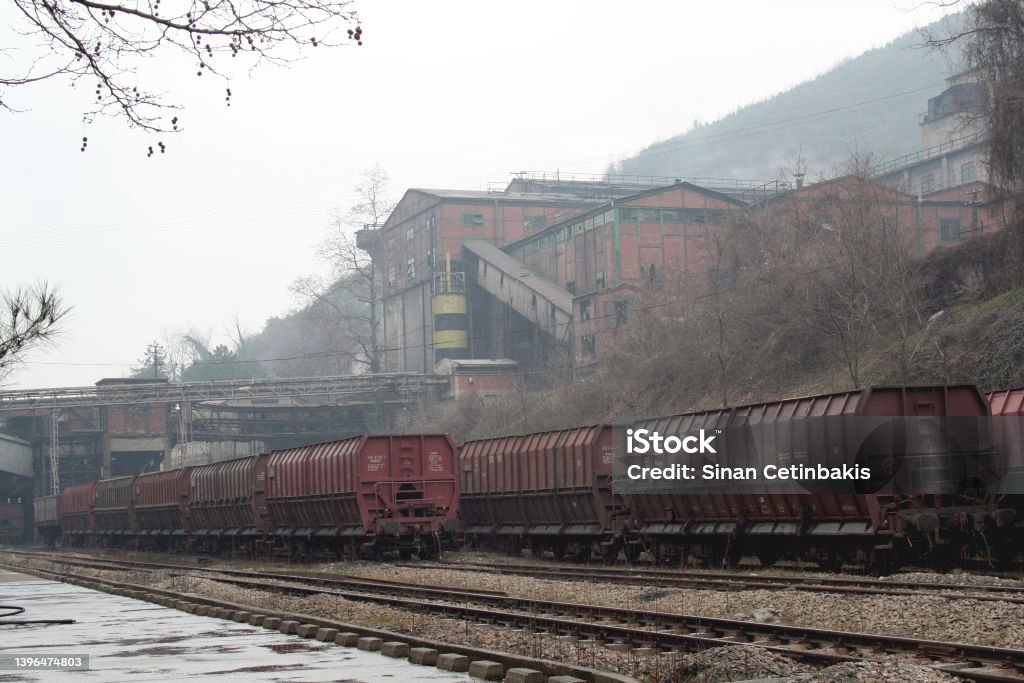 LAVUAR VE TREN SANAYİ KURULUŞU Color Image Stock Photo