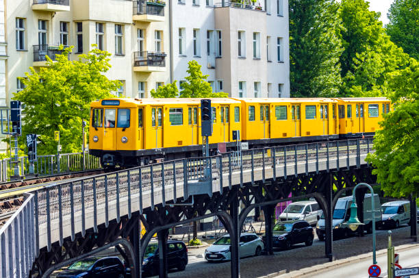 지하철 베를린 - train railroad station berlin germany germany 뉴스 사진 이미지