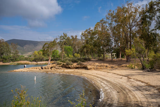 istock Half circle bay at Skinner Lake, Winchester, CA, USA 1396507396