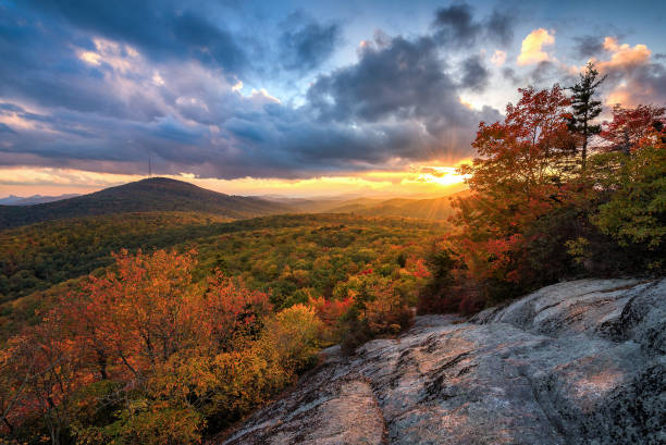 istock Scenic sunset over peak fall colors in the Blue Ridge Mountains 1396519270