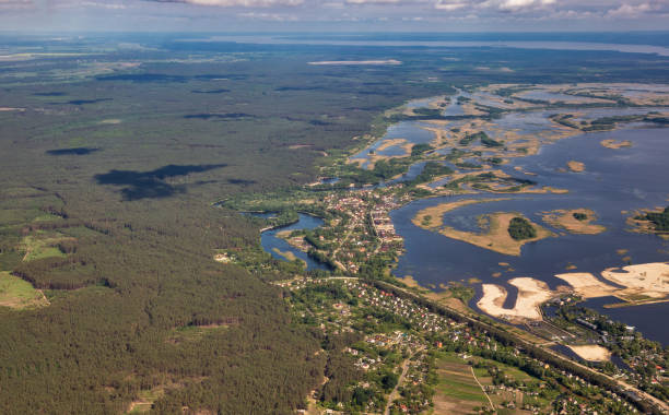 istock Aerial view over Dnieper river in Central Ukraine. 1396527964