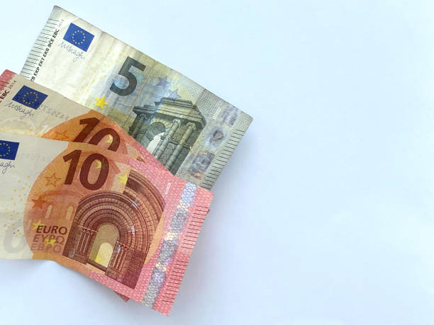 istock Euro banknotes, banknotes, inflation, anti-inflation 1396528990