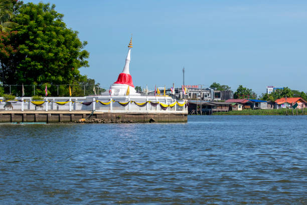 White Pagoda of Wat Poramai Yikawat at Koh Kret, a popular tourist attraction of Nonthaburi Province in Thailand.
