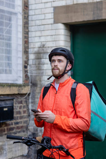 istock Where Should I Drop Off the Food? 1396630021