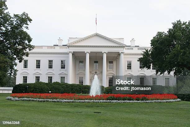 Foto de A Casa Branca Em Washington Dc e mais fotos de stock de Casa Branca - Washington DC - Casa Branca - Washington DC, Colunata, Branco