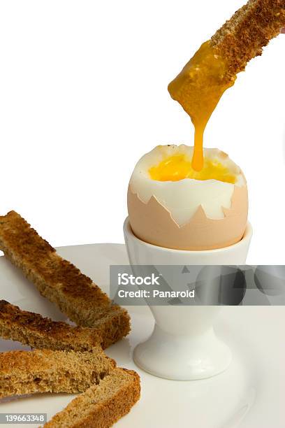 Варёное Яйцо — стоковые фотографии и другие картинки Английский завтрак - Английский завтрак, Белый, Варёное яйцо