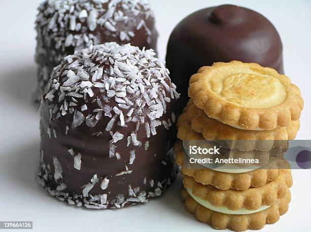 Batatas Fritas Creme E Biscoito De Leitelho - Fotografias de stock e mais imagens de Alimentação Não-saudável - Alimentação Não-saudável, Açúcar, Bolacha