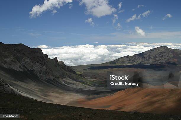 Sobre Haleakala Foto de stock y más banco de imágenes de Aire libre - Aire libre, Arena, Arriba de