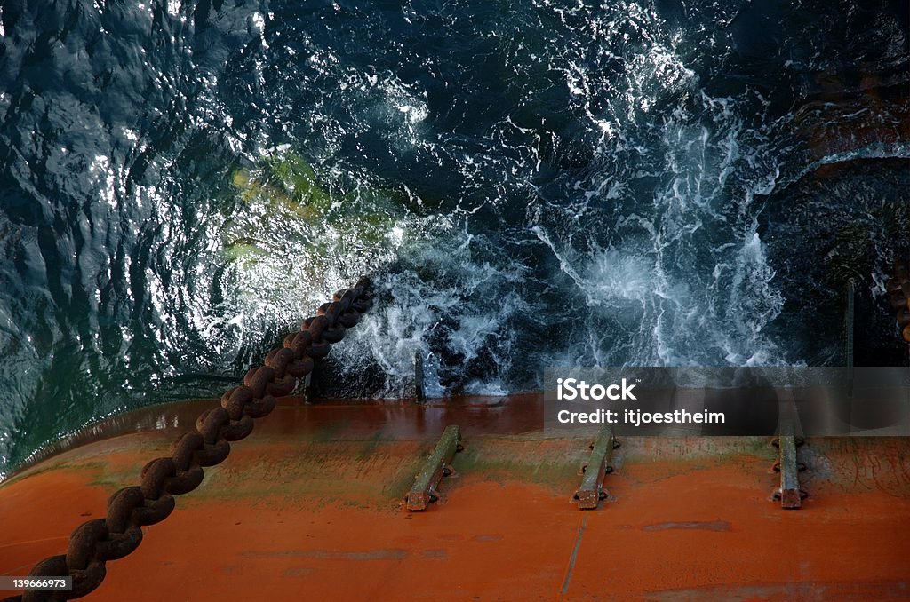 Ormeggio apparecchiature offshore oil rig - Foto stock royalty-free di Acciaio