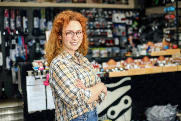 istock Smiling saleswoman 1396672944