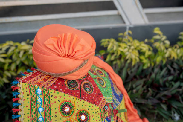 groom pagri na ślub zdjęcie stockowe - couple love old fashioned traditional culture zdjęcia i obrazy z banku zdjęć