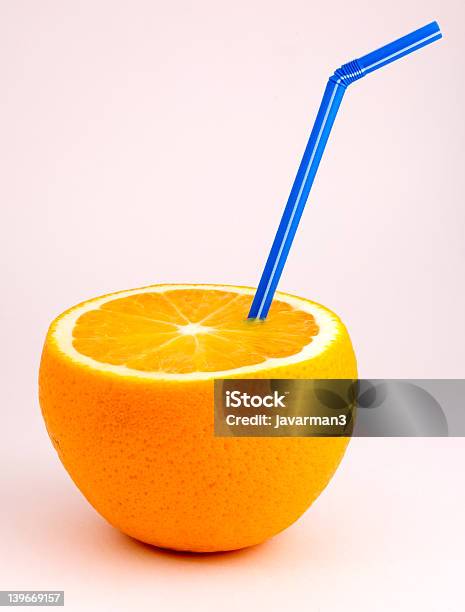 Orange Orangensaft Stockfoto und mehr Bilder von Beengt - Beengt, Cocktail, Fotografie