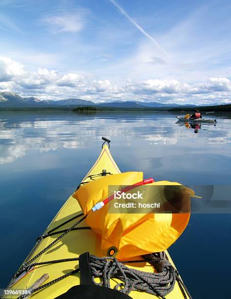 Photo libre de droit de Excursion En Kayak De Mer banque d'images et plus d'images libres de droit de Aventure - Aventure, Canada, Canoë
