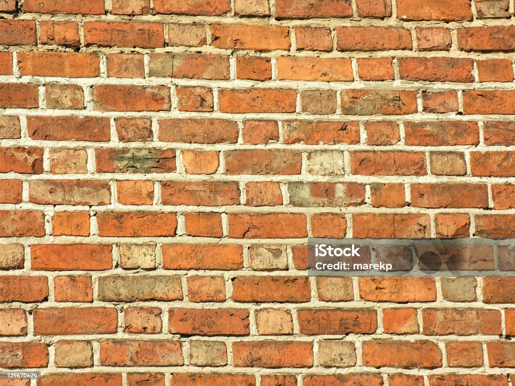 Antiguo pared de ladrillos - Foto de stock de Abstracto libre de derechos