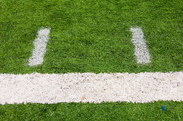 istock American football - yard markings 139671389