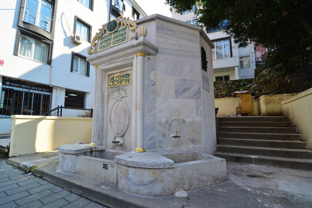 istock Old Ottoman Fountain - İstanbul 1396716926