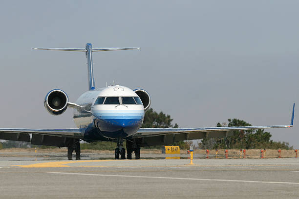 istock Jetliner on Taxiway 139675307