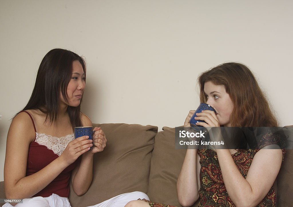 Amigos teniendo café - Foto de stock de Adulto libre de derechos