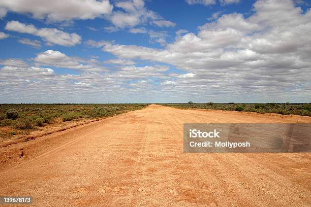 内陸のトラック Iv - Horizonのストックフォトや画像を多数ご用意 - Horizon, アウトバック, オーストラリア