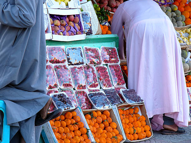 mercado de frutas no egito - fruitstand - fotografias e filmes do acervo