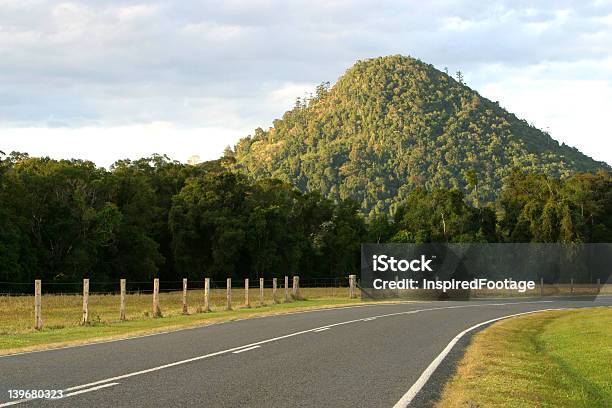 Nachmittag Country Road Stockfoto und mehr Bilder von Drive - Sportbegriff - Drive - Sportbegriff, Fahren, Queensland