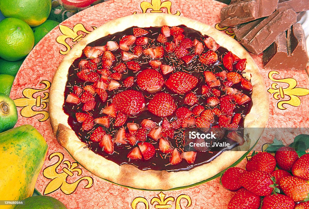 Erdbeeren und Schokolade-pizza - Lizenzfrei Dessert Stock-Foto