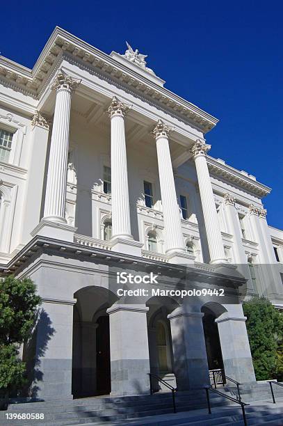 Seite Des State Capitol Von Kalifornien Stockfoto und mehr Bilder von Architektonische Säule - Architektonische Säule, Arnold Schwarzenegger, Autorität