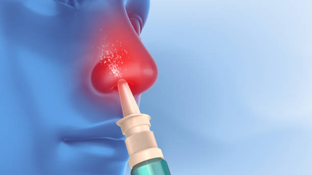 eliminare il freddo con spray nasale decongestionante - nasal cavity foto e immagini stock