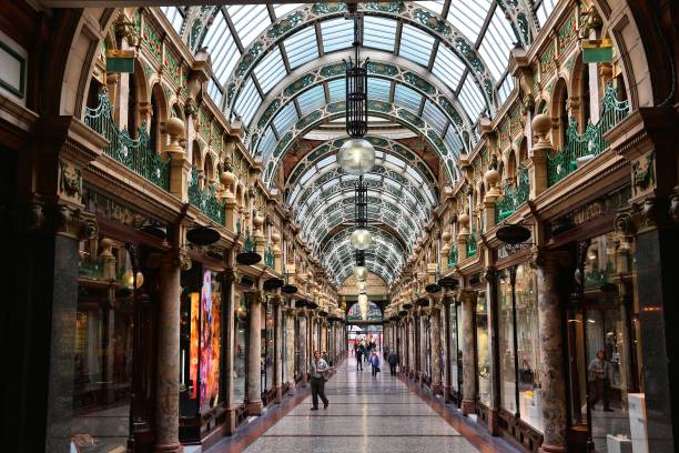 leeds shopping arcade - victoria quarter - victoria quarter - fotografias e filmes do acervo