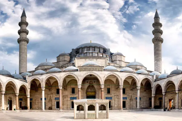Courtyard of Suleymaniye Mosque, Istanbul, Turkey