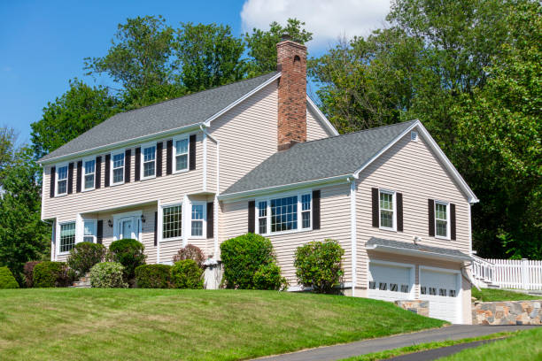 American traditional Colonial house