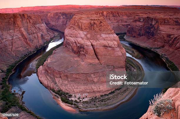 Colorado River Bend Stockfoto und mehr Bilder von Ansicht aus erhöhter Perspektive - Ansicht aus erhöhter Perspektive, Arizona, Farbbild