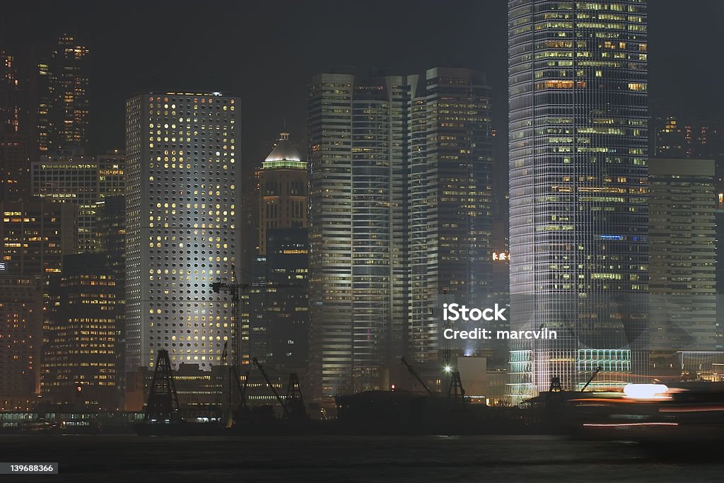 Le port de Hong Kong, vie nocturne - Photo de Affaires libre de droits