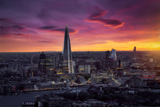 istock Elevated sunset view to the Tower- and London Bridge district 1396889340