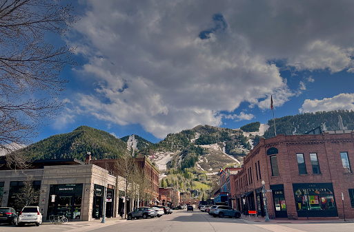 Aspen, in Colorado’s Rocky Mountains, is a ski resort town and year-round destination for outdoor recreation. It's also known for high-end restaurants and boutiques, and landmarks like the Wheeler Opera House, The Wheeler-Stallard House and the Aspen Art Museum.