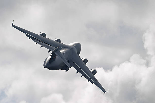 c - 17 globemaster iii - 17th century style imagens e fotografias de stock