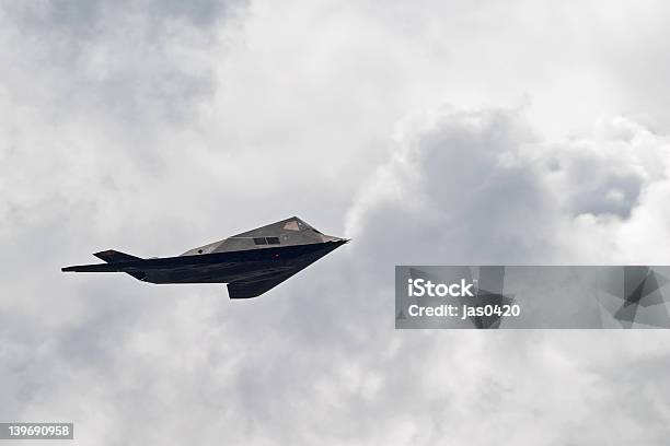 F 117 Nighthawk Aka 은밀 전투기 야근에 대한 스톡 사진 및 기타 이미지 - 야근, 검은색, 공격성