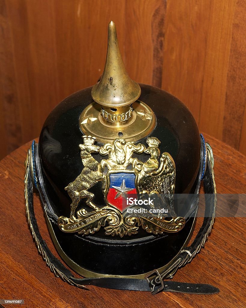 Rinçage du casque - Photo de Armure intégrale libre de droits