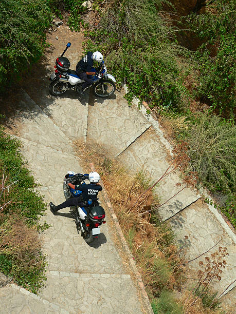 motocicleta cops - civil servant - fotografias e filmes do acervo